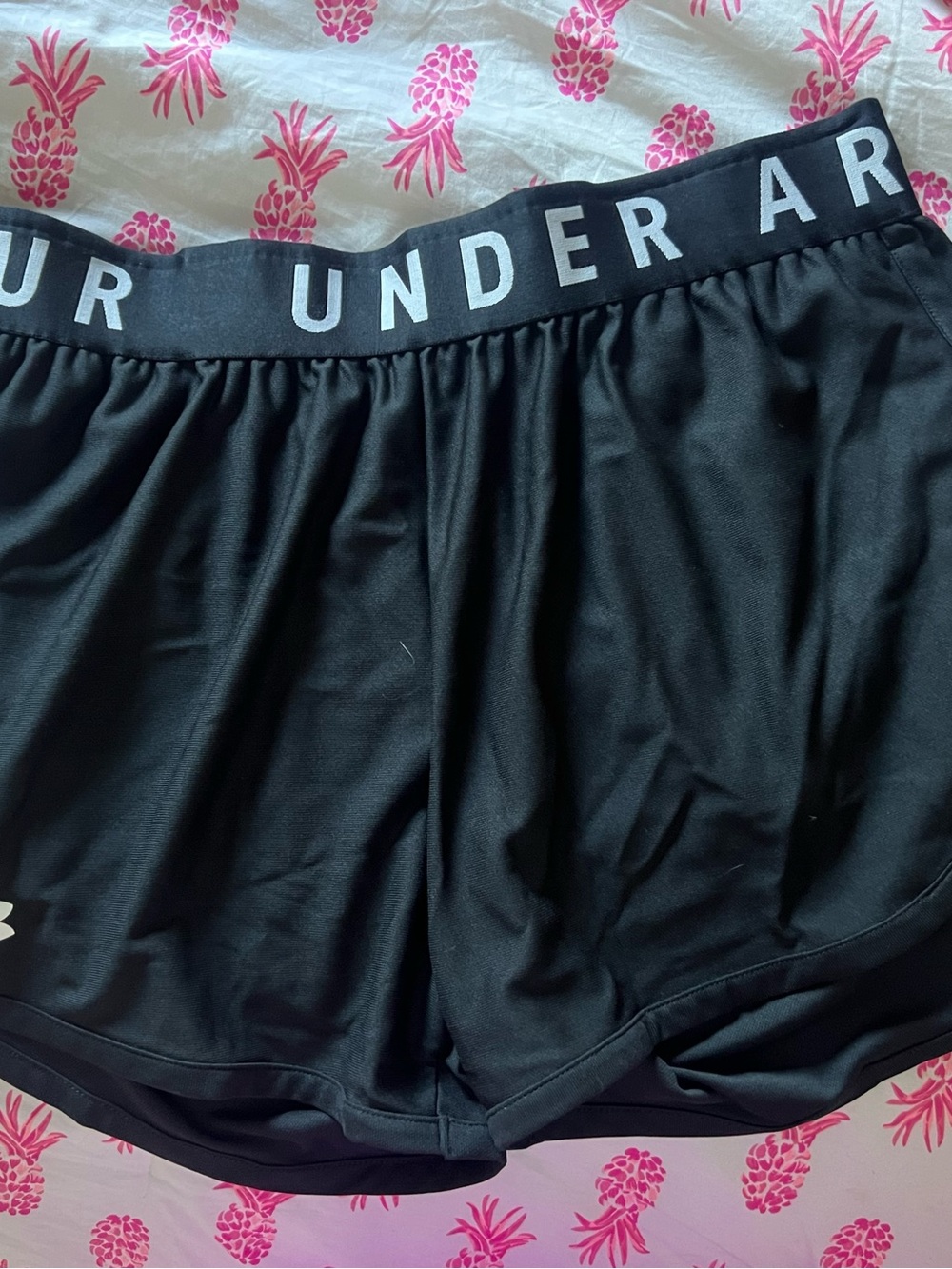NWOT women’s Large Under Armour Shorts